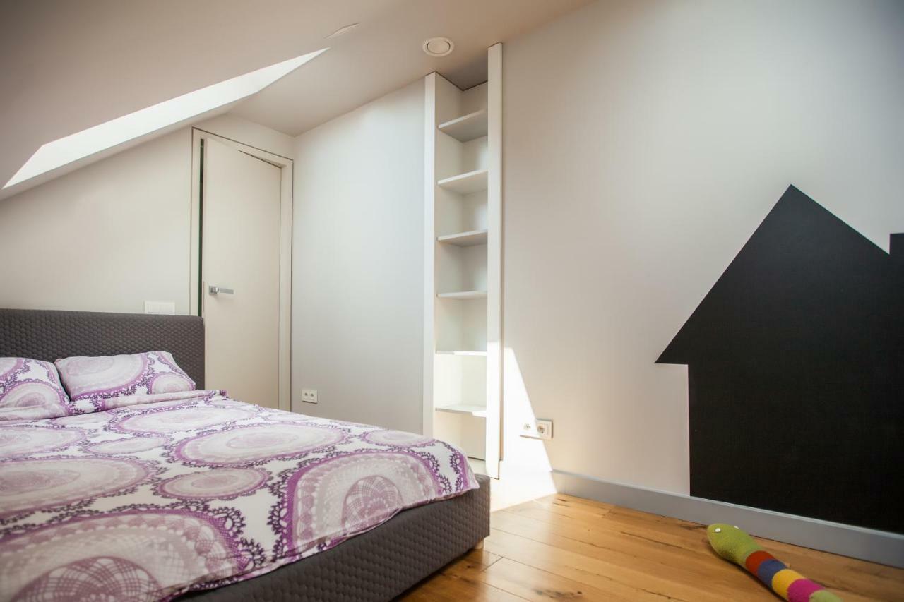 Penthouse In The City Center Vilnius Bagian luar foto